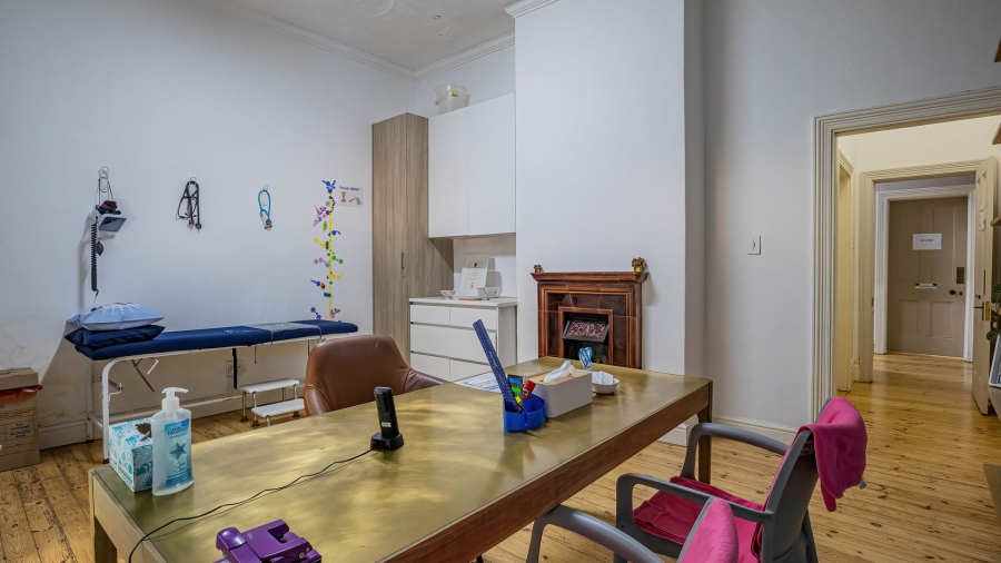 5 Bedroom Property for Sale in Rondebosch Village Western Cape